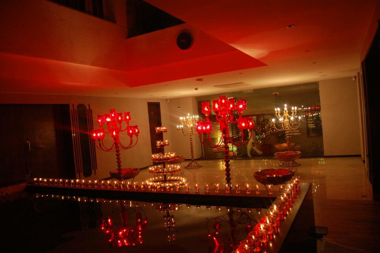 Jalsa Resort Indore Exterior foto