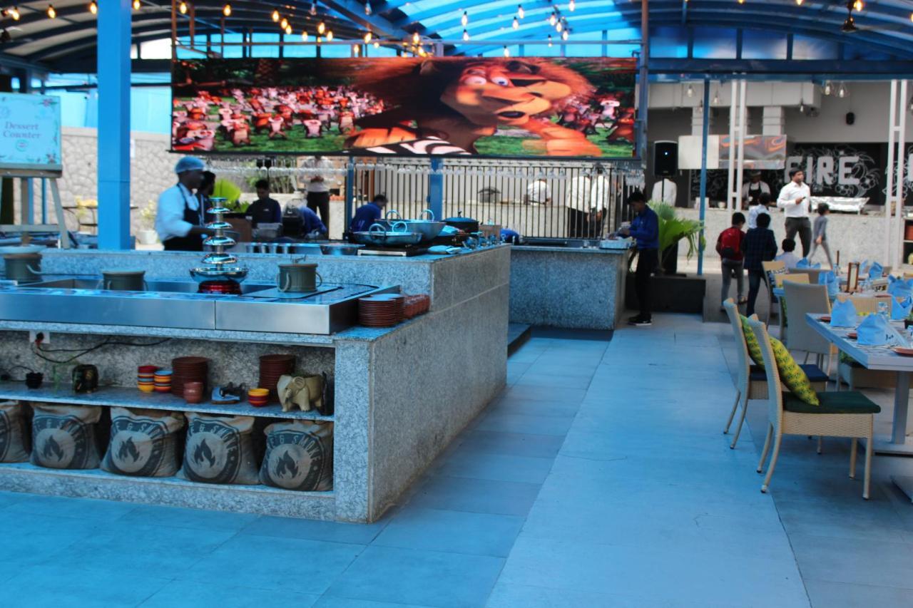 Jalsa Resort Indore Exterior foto